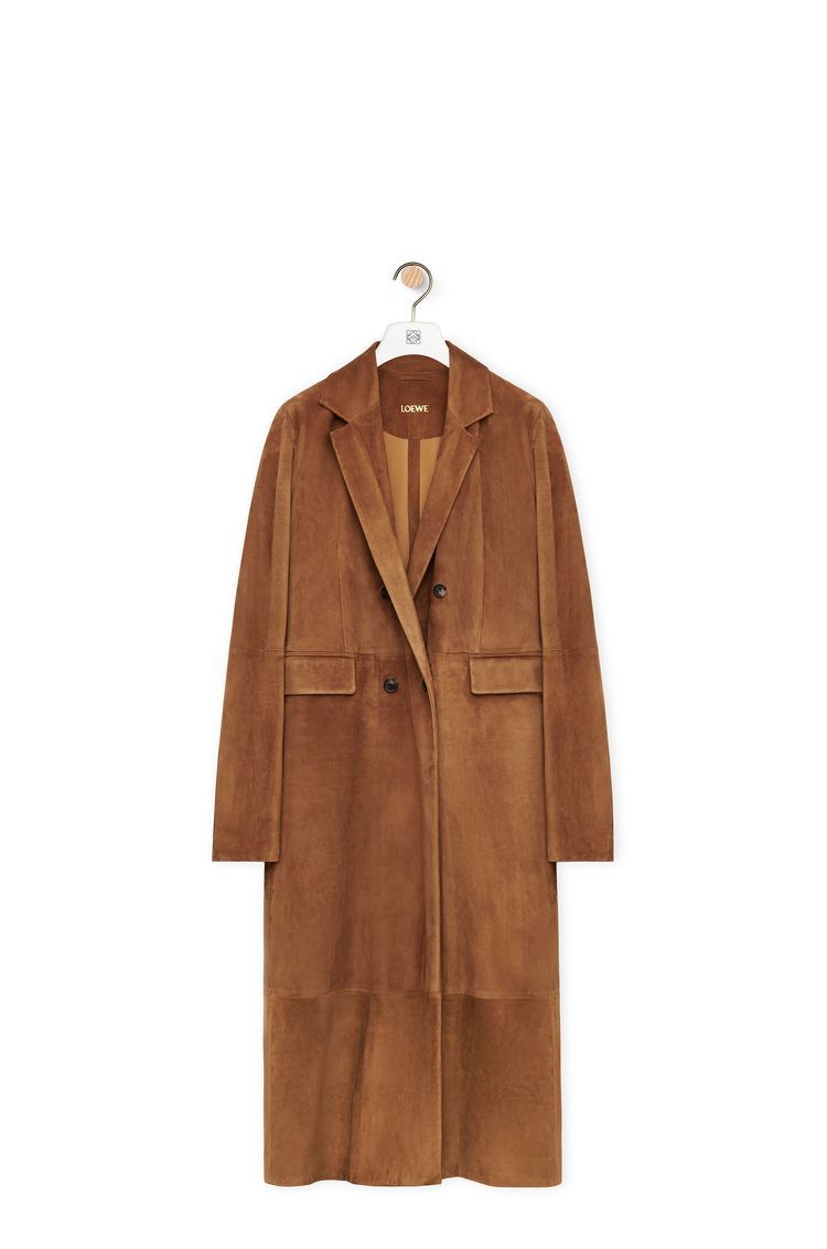 Double breasted coat in suede calfskin