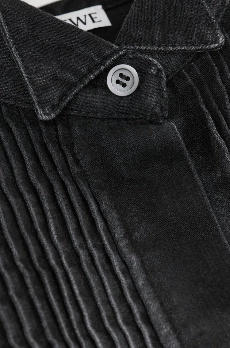 Pleated shirt in denim