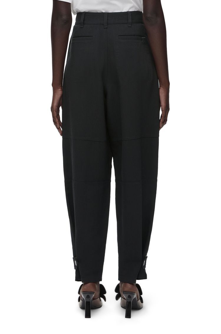 Cargo trousers in viscose and linen