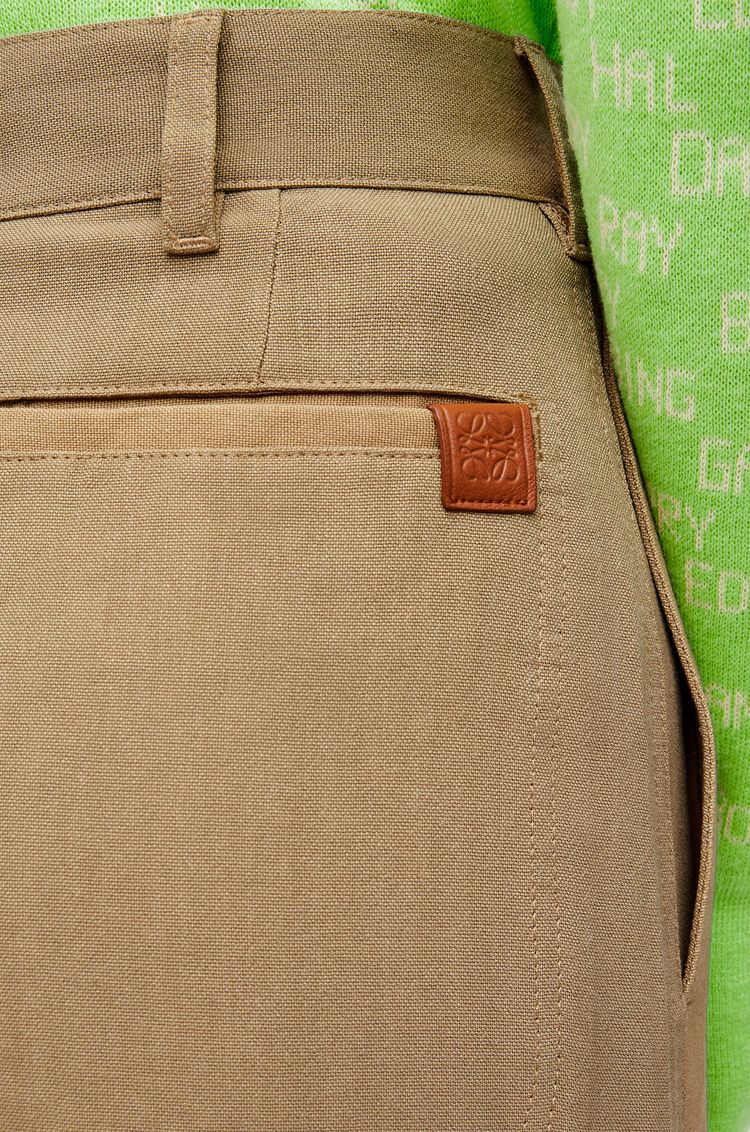 Cargo trousers in viscose and linen