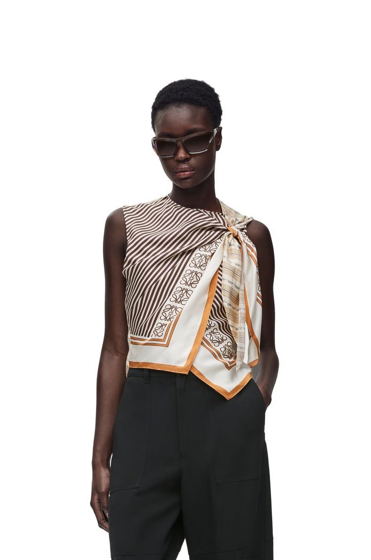 Scarf top in silk