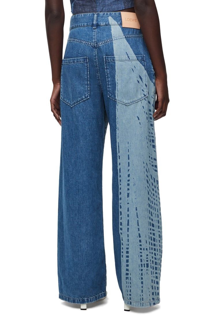 Baggy jeans in denim