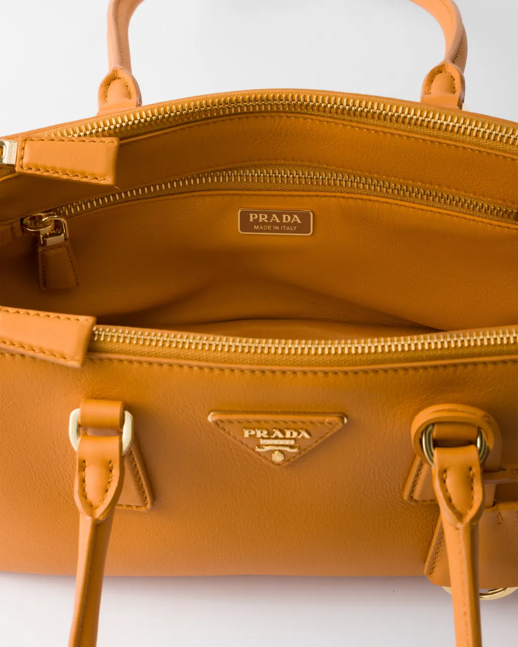 Medium Prada Galleria Leather Bag