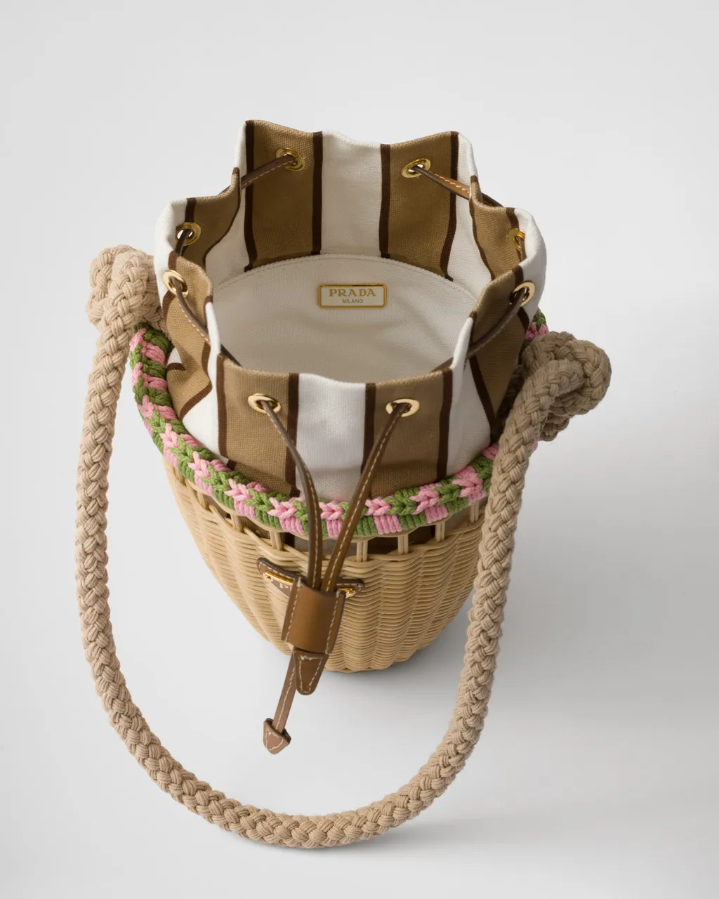Wicker Mini Bucket Bag