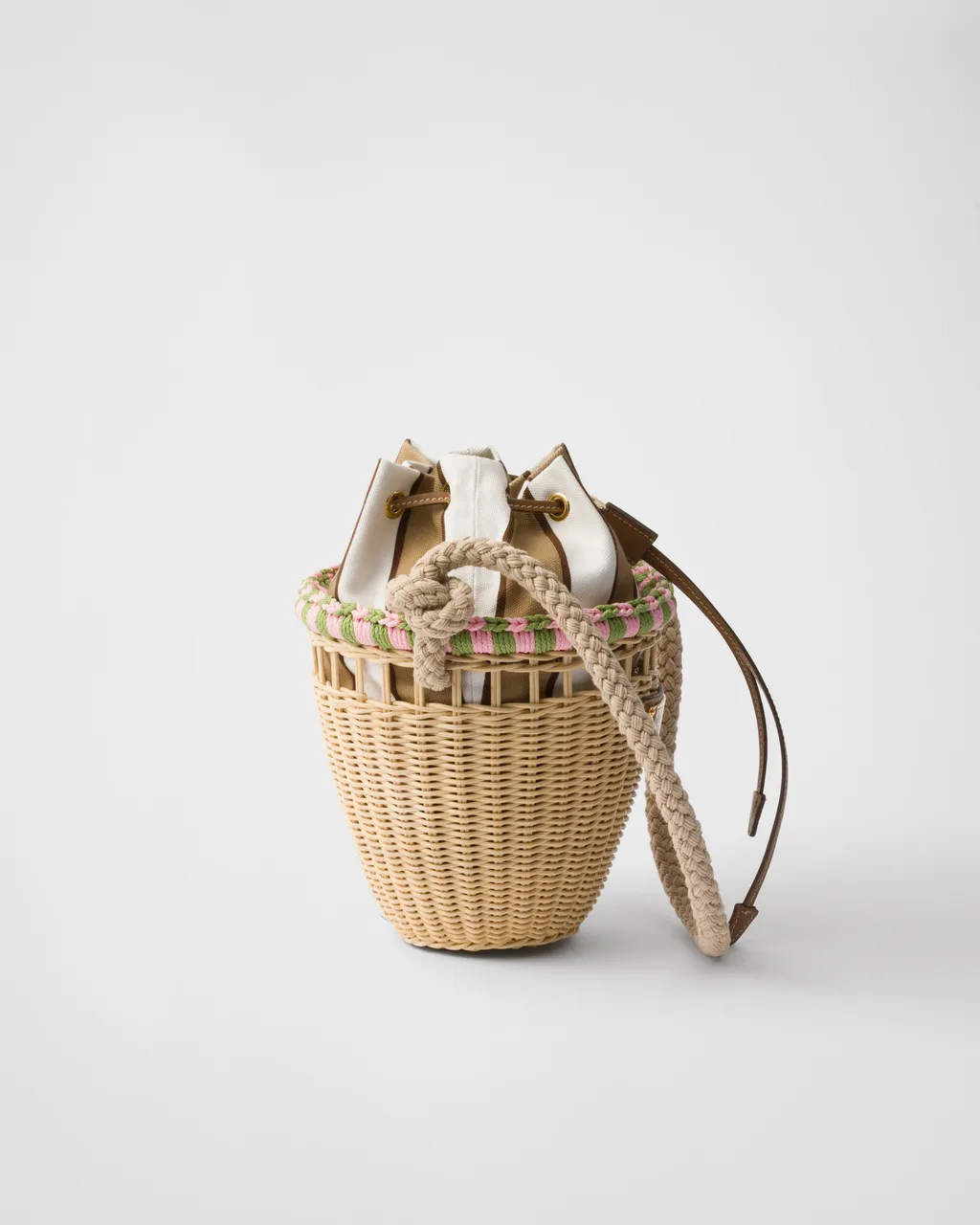 Wicker Mini Bucket Bag