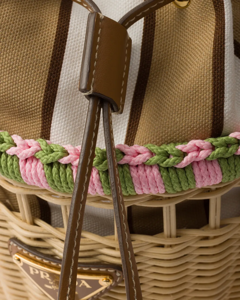 Wicker Mini Bucket Bag