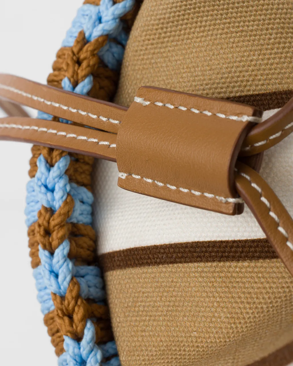 Wicker Mini Bucket Bag