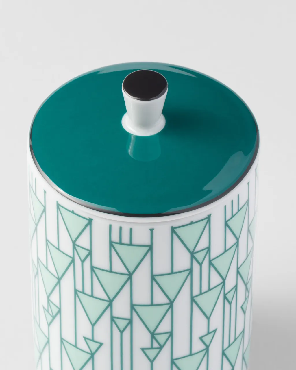 Porcelain Scented Candle - Vienna Green