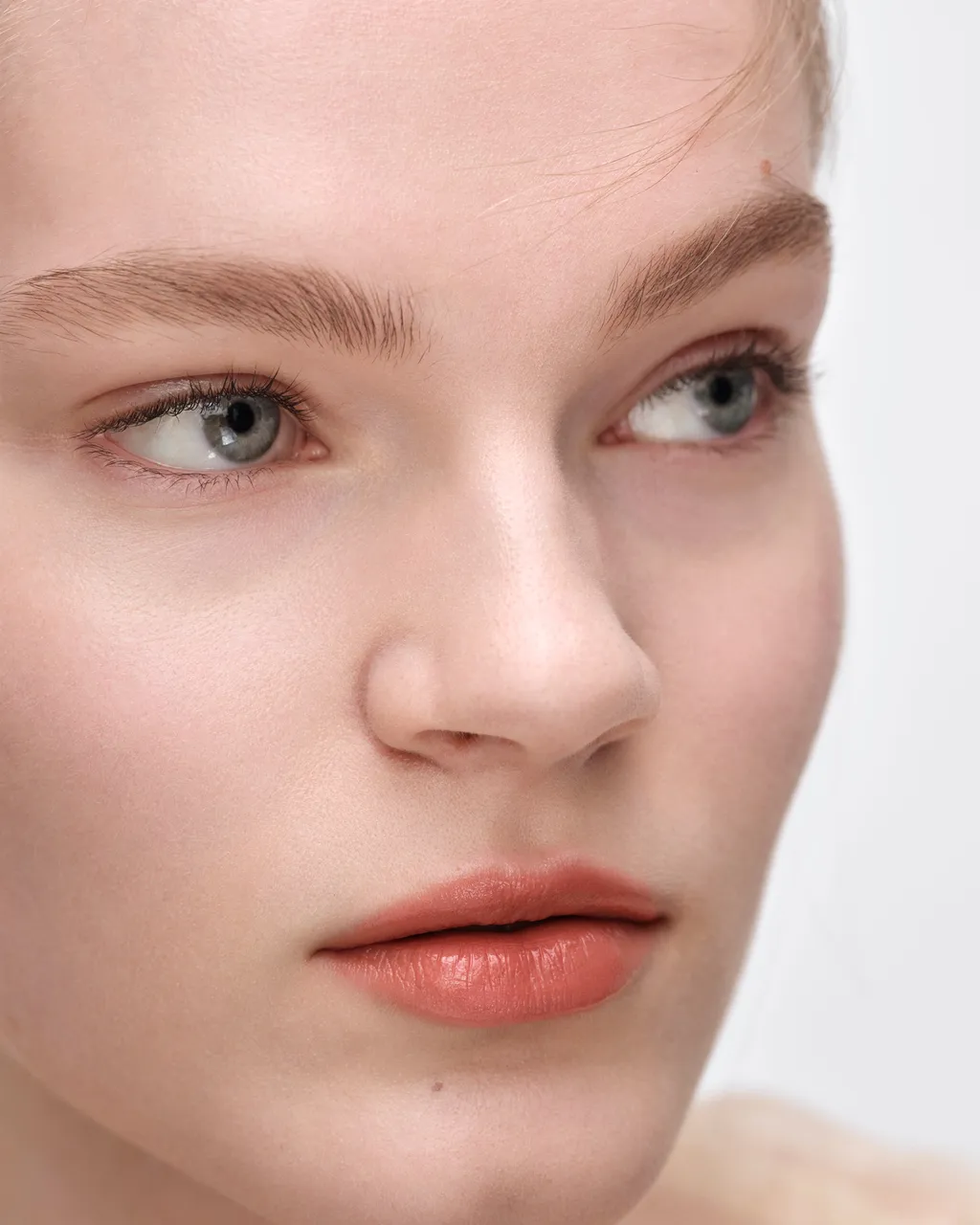 Prada Light Glowing Lipcolor