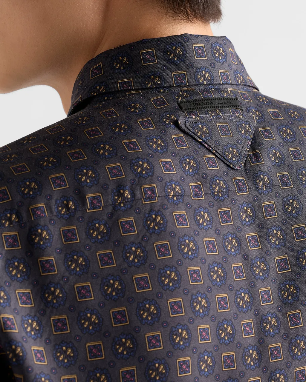 Short-Sleeved Printed Silk Shirt