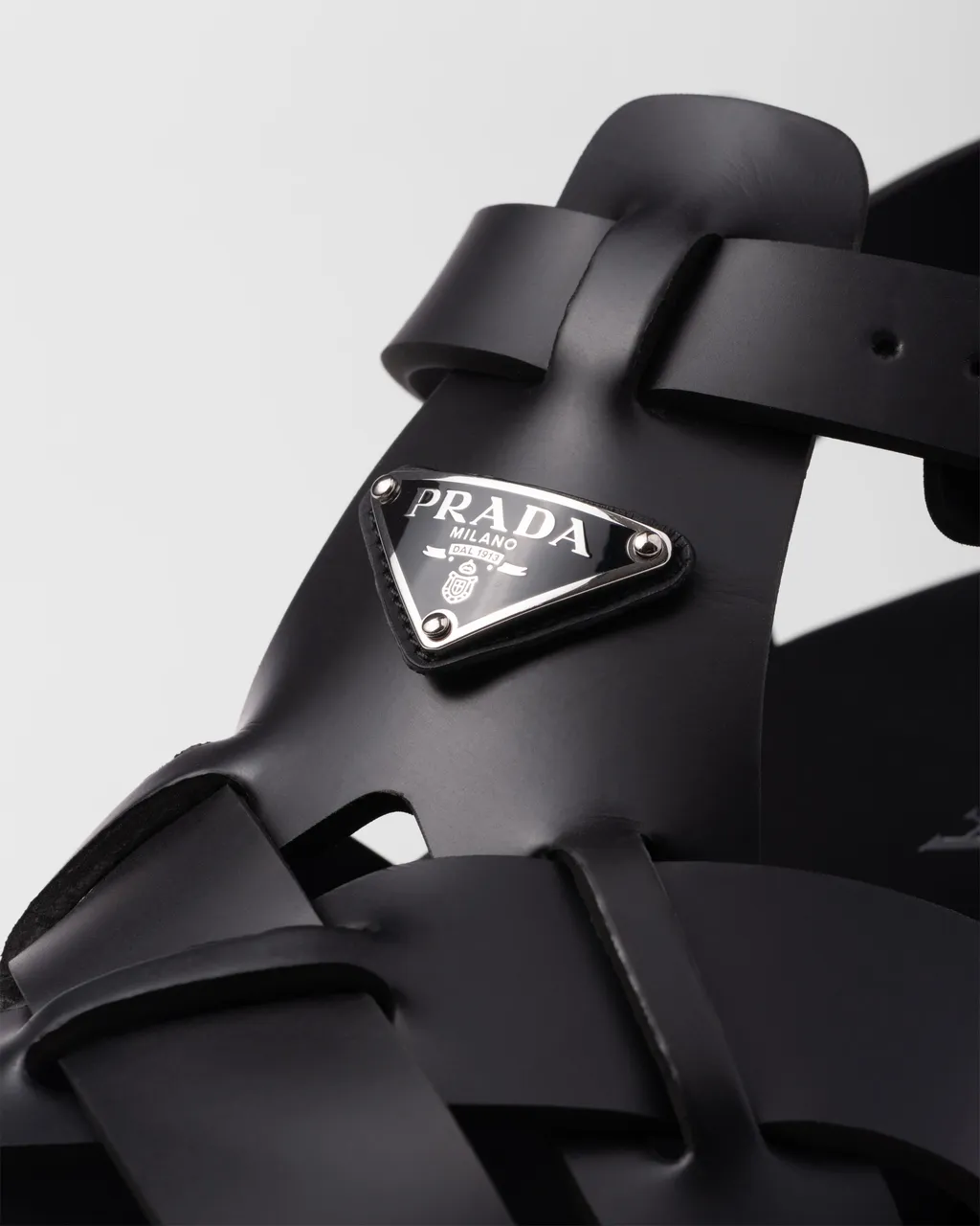 Crisscross Rubber Sandals