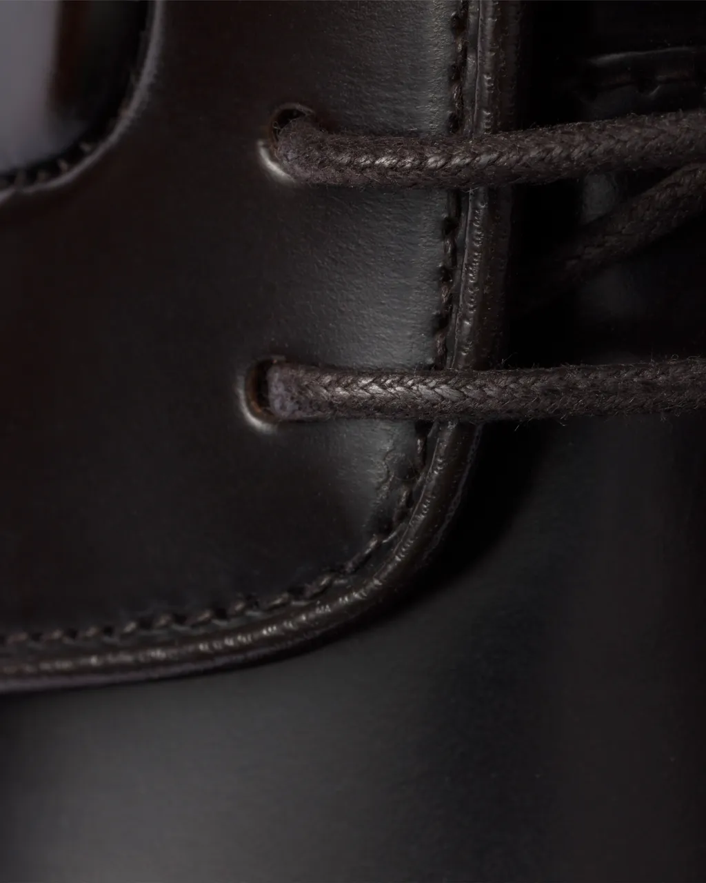 Brushed Leather Lace-Up Shoes