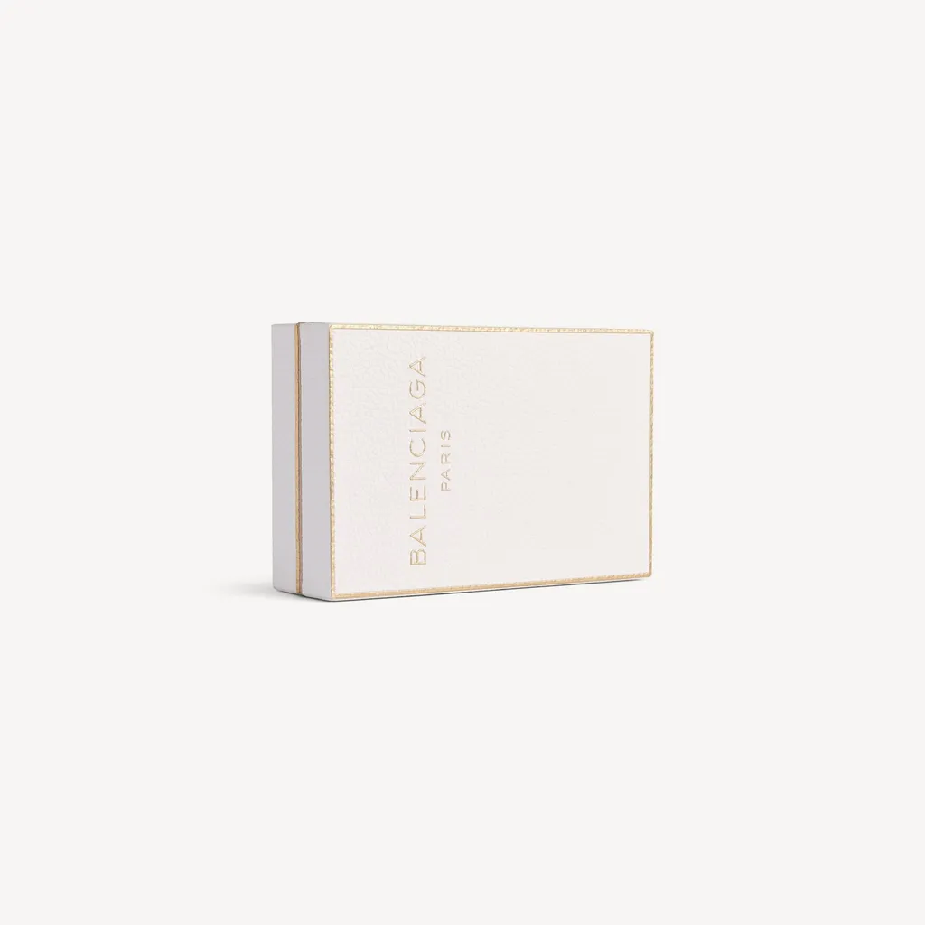 Fragrance Clutch