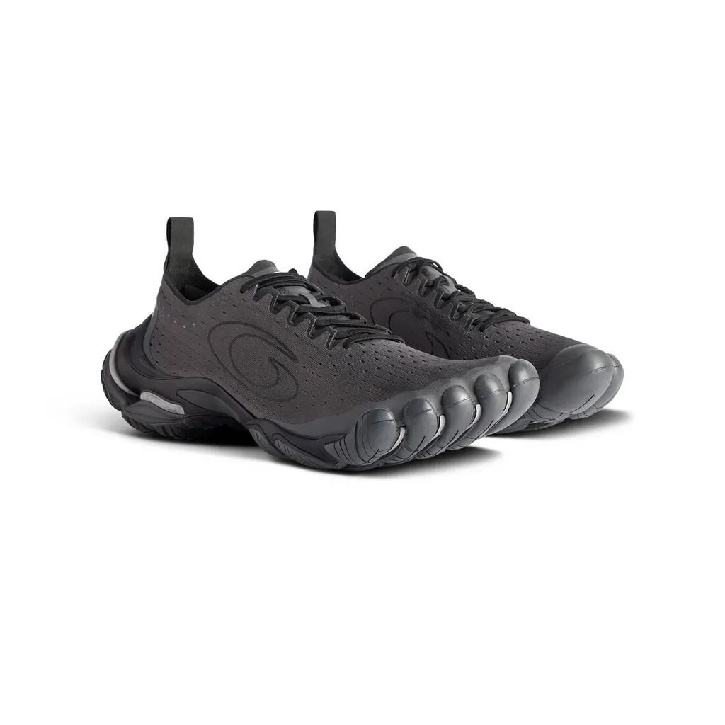 Anatomic Runner Sneaker