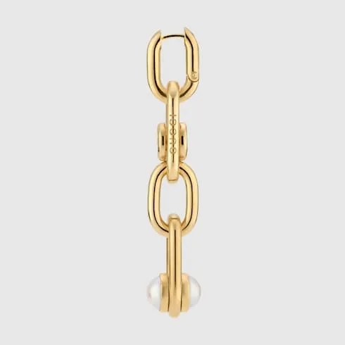 Earrings With Mobile Pearls