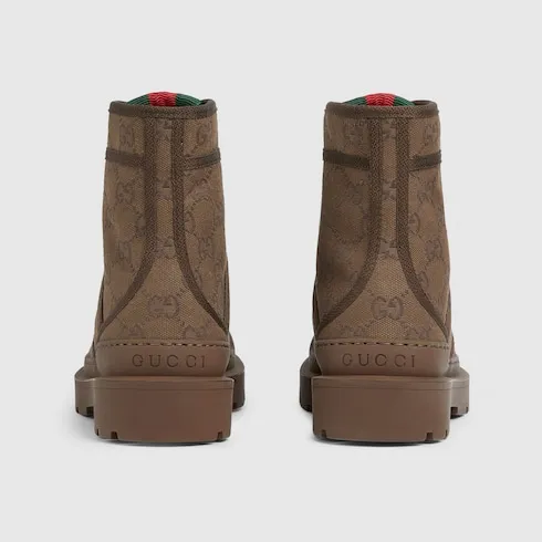 Boot With Web
