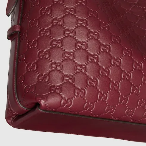 Gg Emblem Medium Shoulder Bag