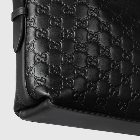 Gg Emblem Medium Shoulder Bag