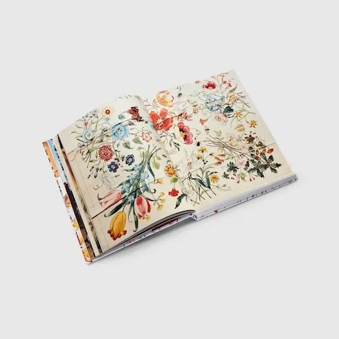 Gucci: The Art Of Silk