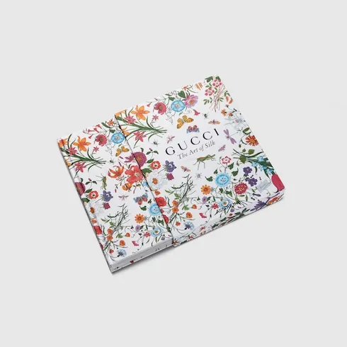Gucci: The Art Of Silk