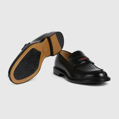 Loafer With Web