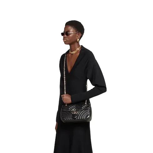 Gg Marmont Medium Shoulder Bag