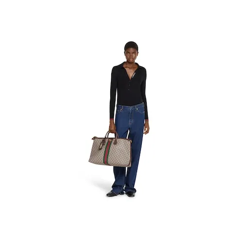 Gucci Savoy Medium Duffle Bag