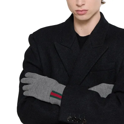 Wool Gloves With Web
