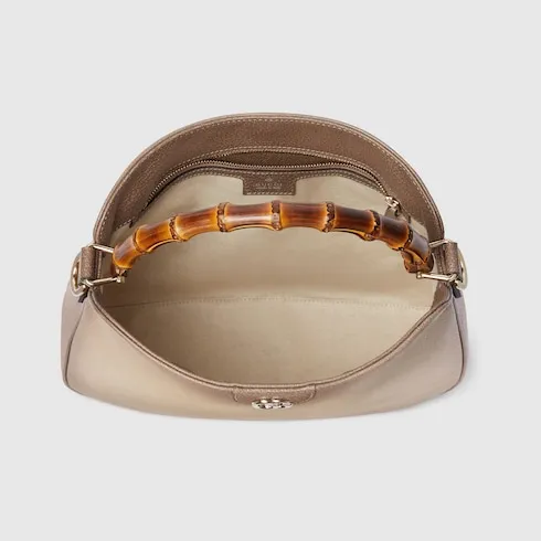 Gucci Diana Medium Shoulder Bag