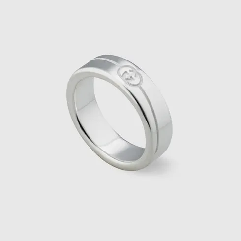 Diagonal Interlocking G Ring