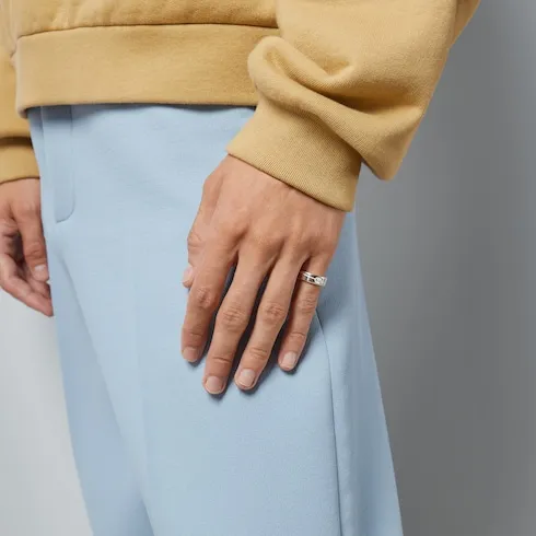 Diagonal Interlocking G Ring