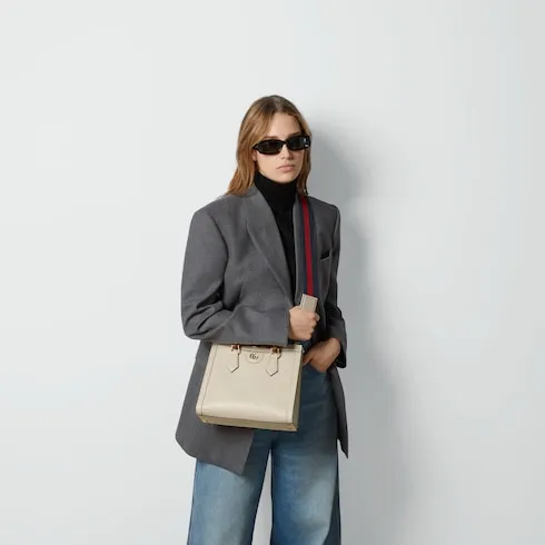 Gucci Diana Medium Tote Bag