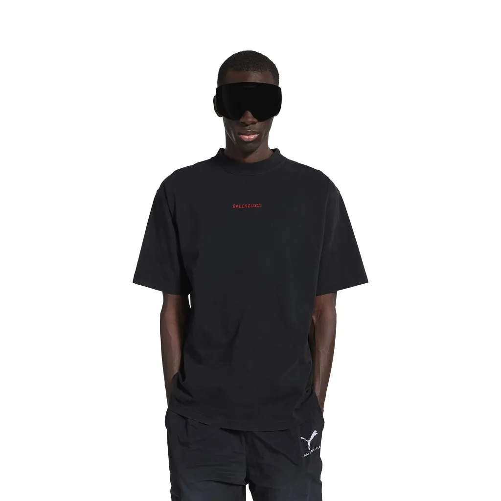 Back T-Shirt Medium Fit