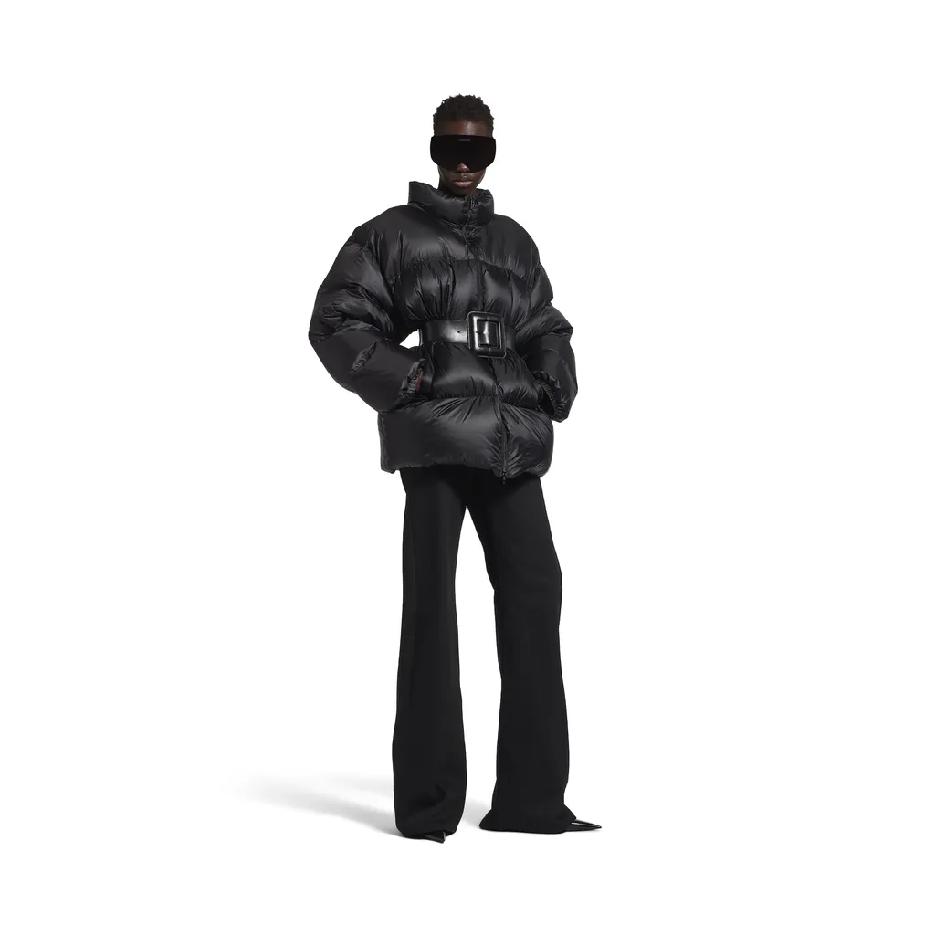 Belted Hourglass Short Puffer