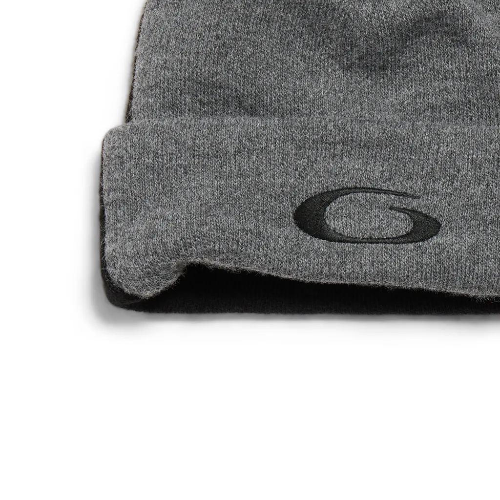 Loop Sports Icon Beanie