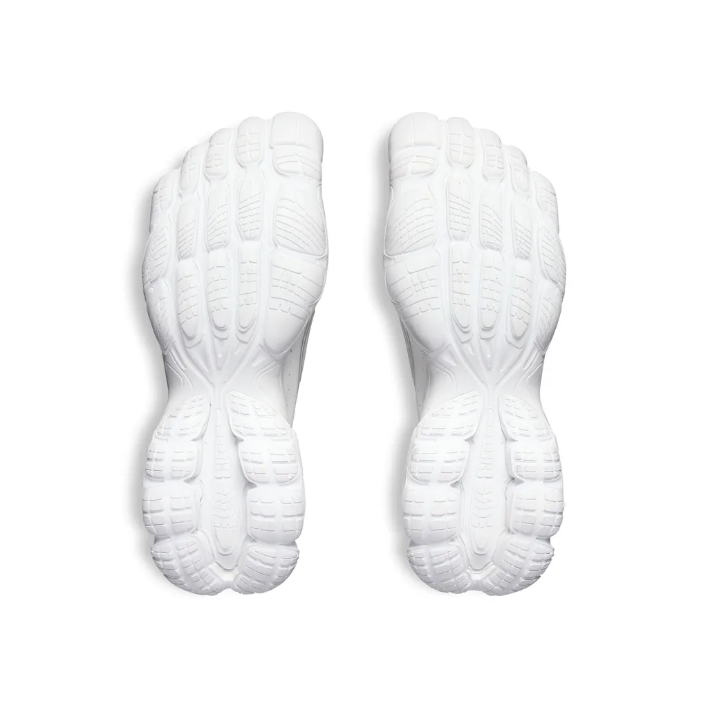 Anatomic Runner Sneaker