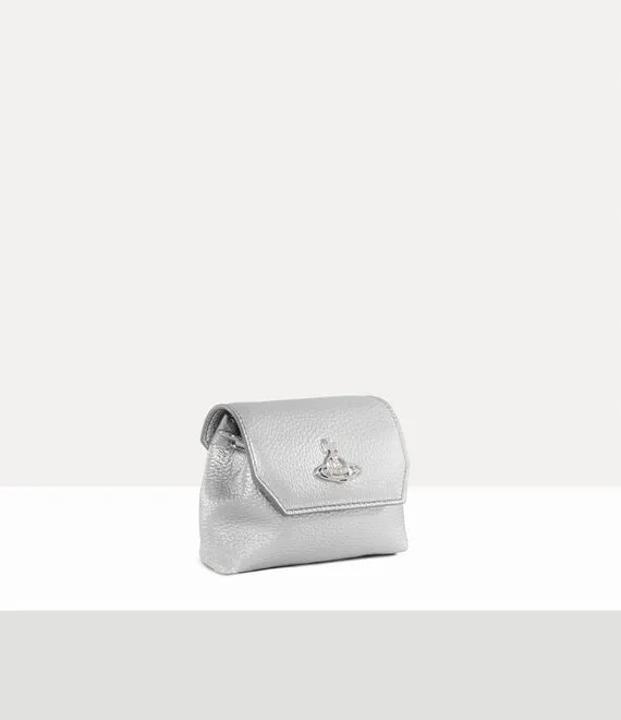 Nano Pouch