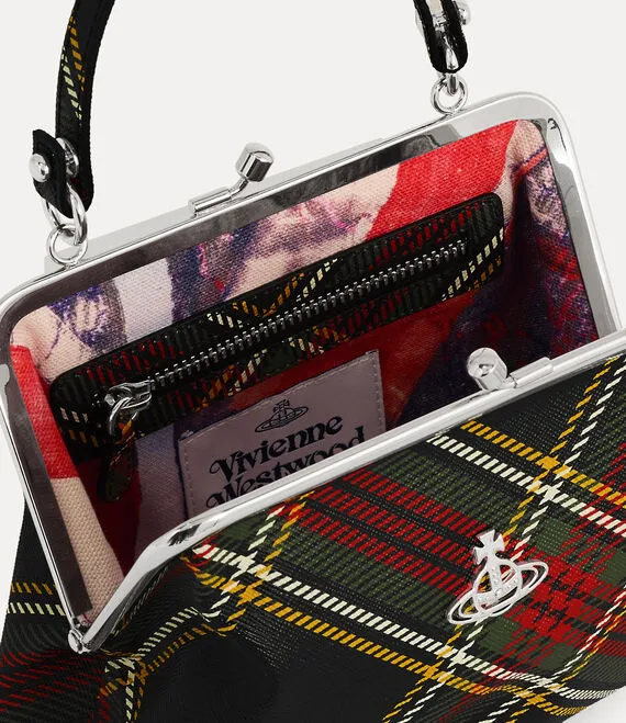 Granny Frame Purse