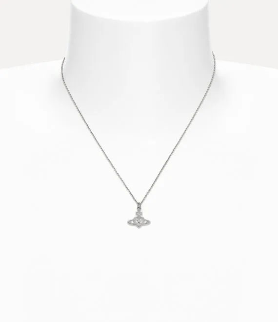 Noella Pendant Necklace
