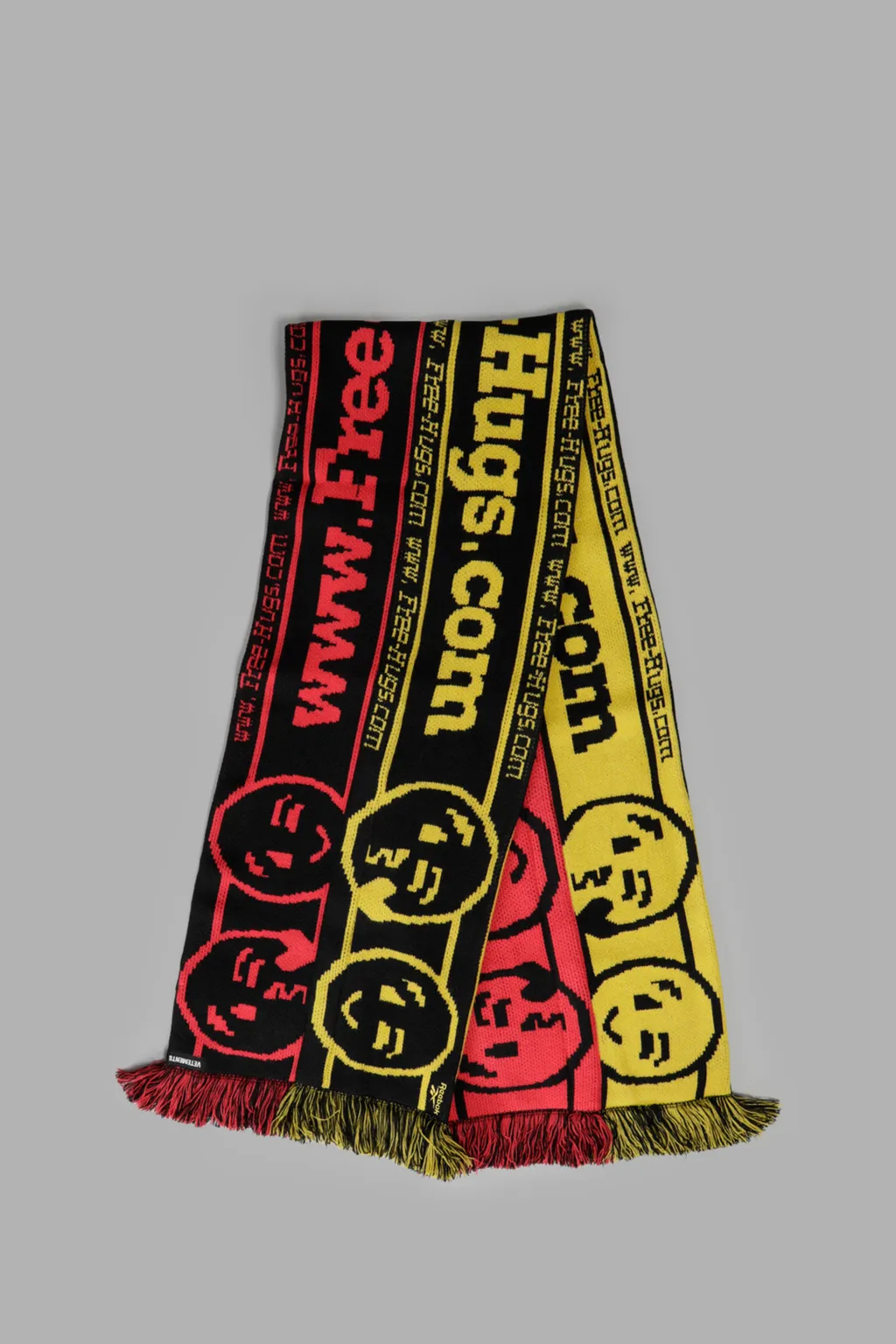 Free Hugs Scarf