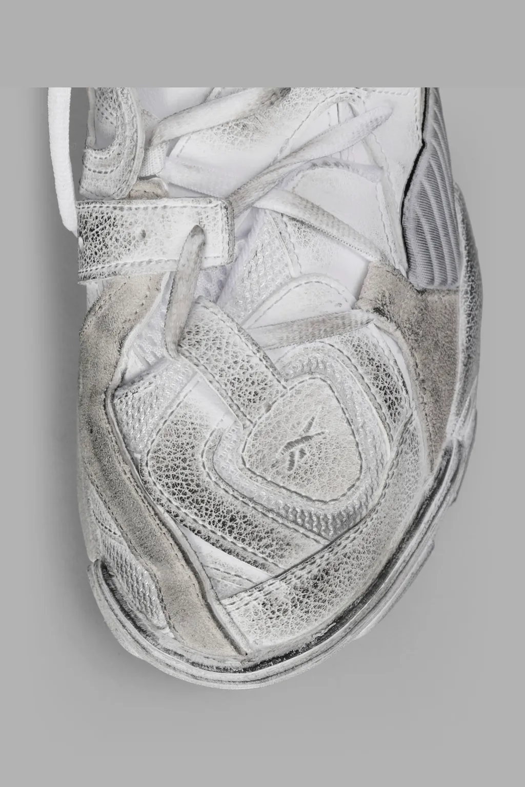 Gen Mod Pumps White Sneakers