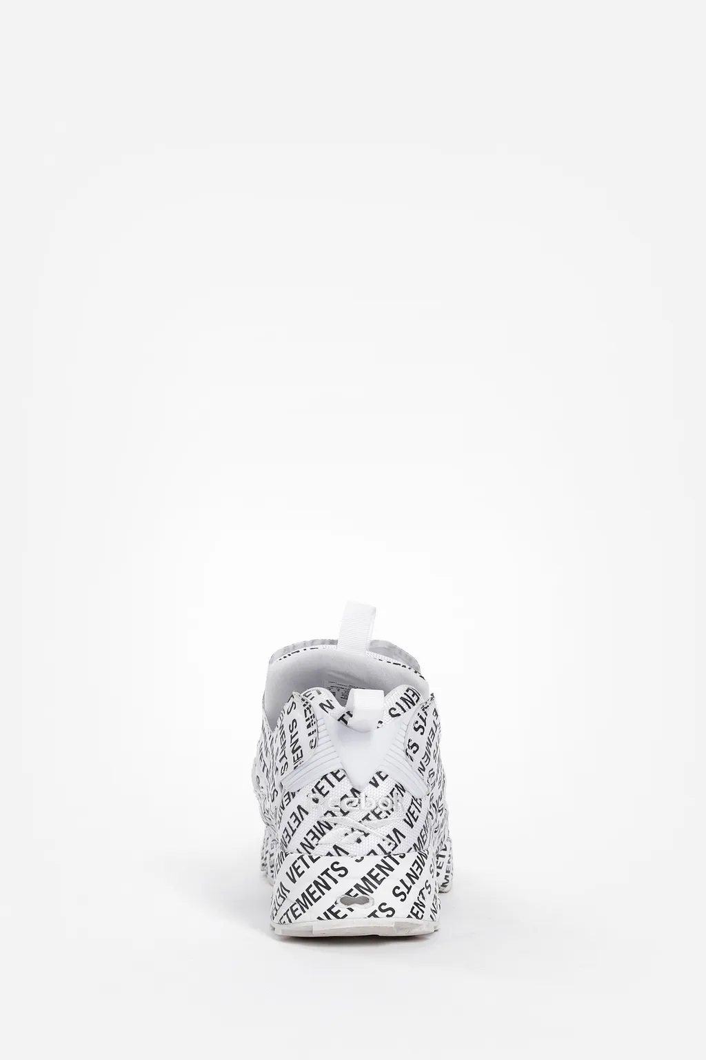 Instapump Logo Sneakers