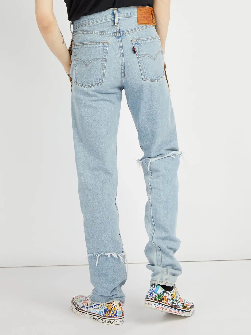 Levis 615 Distressed Jeans