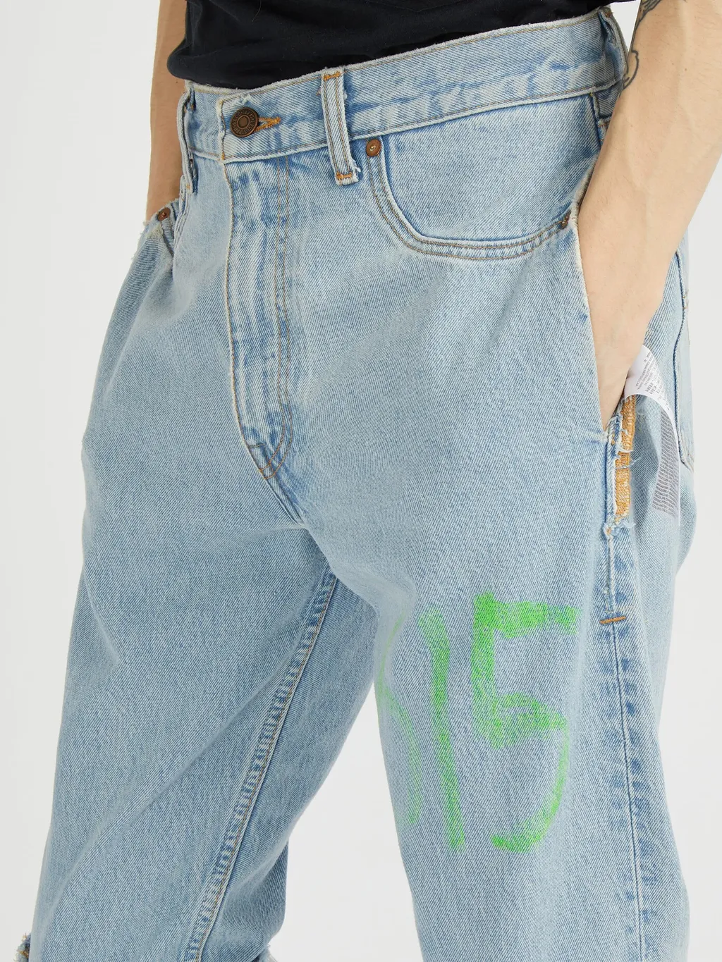 Levis 615 Distressed Jeans