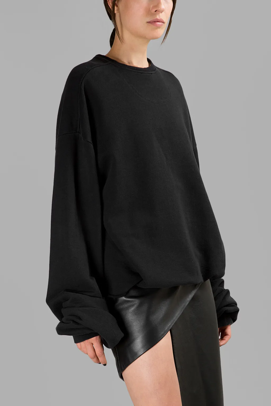 Black Oversized Sweatshirt