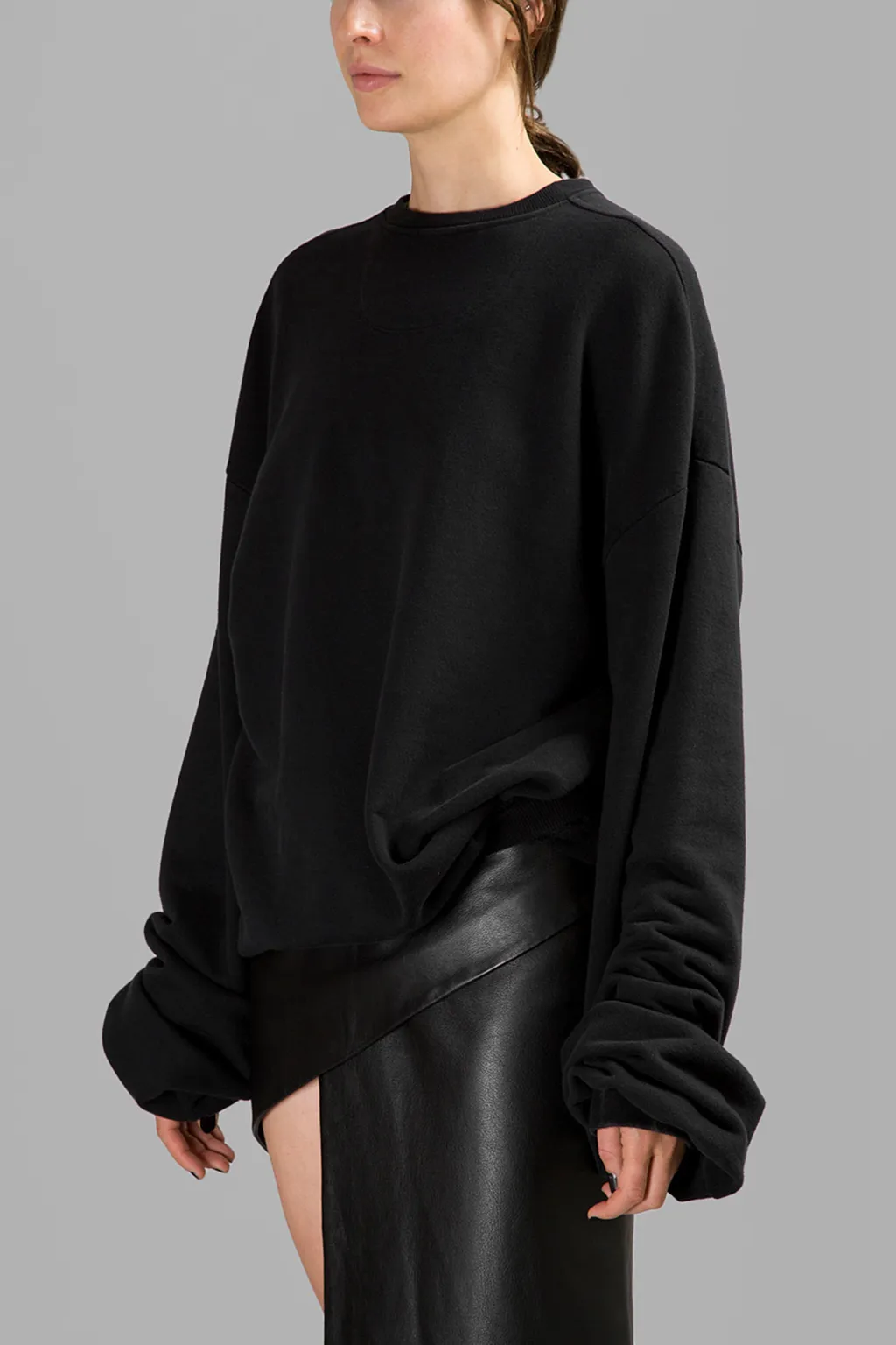 Black Oversized Sweatshirt