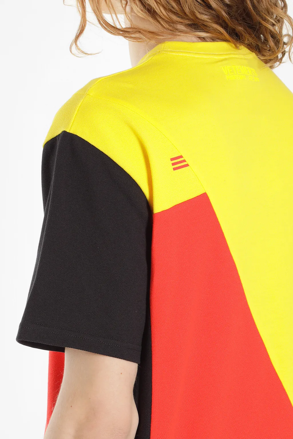 Assymetric Dhl Tee