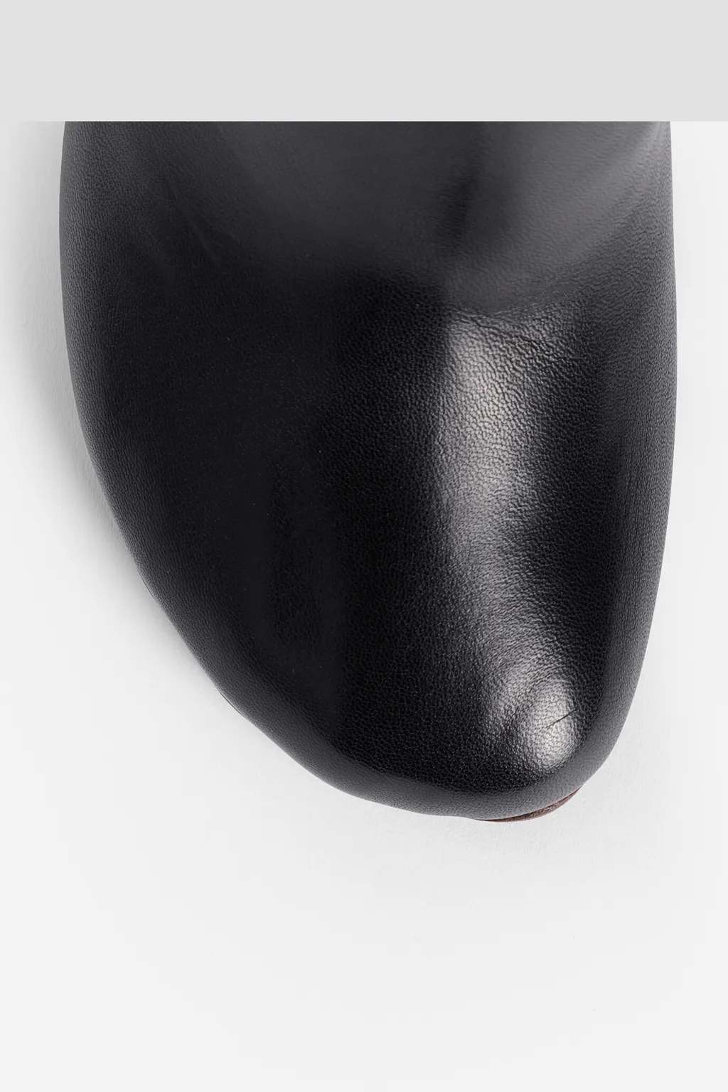 Lighter Pump Heels Black Leather
