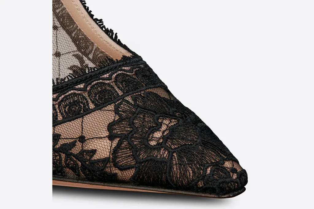 J'adior Slingback Pump