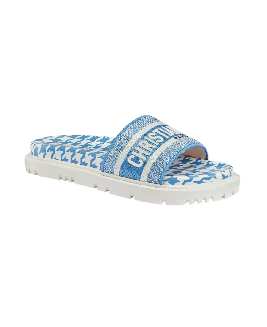 Embroidered Pattern Flip-Flops